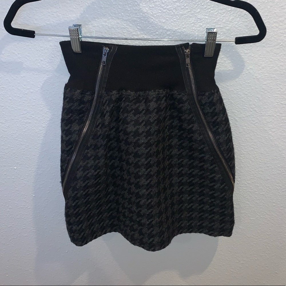 Theory Houndstooth Wool Mini Skirt